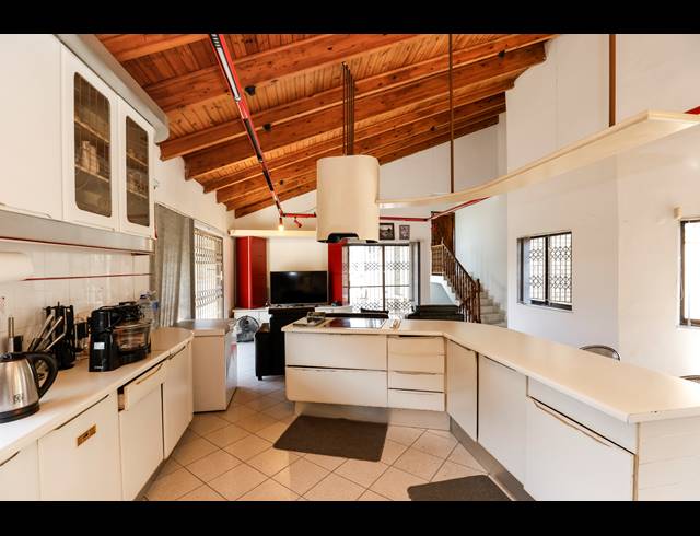 4 BEDROOM HOUSE FOR SALE IN GREENWOOD PARK
